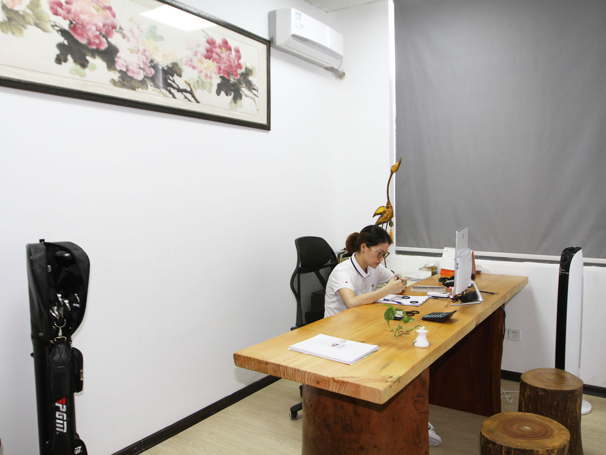 銷(xiāo)售經(jīng)理辦公室